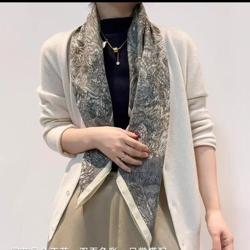 Vilnonis šalis su paprastu audimą, spauda, didelis kvadratas, asmeninis stilius, 2024 m. žiema