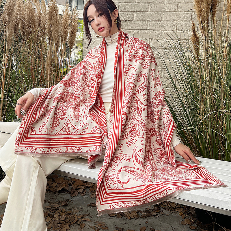 Moterų dirbtinio kašmyro šalis - šilta, warp mezgimas, Jacquard apdaila, medvilnės-poliesterio mišinys