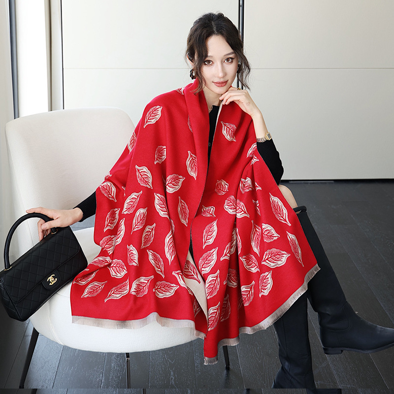 Moterų dirbtinio kašmyro šalis - šilta, warp mezgimas, Jacquard apdaila, medvilnės-poliesterio mišinys