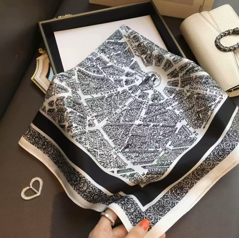 Šilko kvadratinė šalikas su spauda, crepe-satin šilkas audinys, Hangzhou kilmė, pavasaris 2025