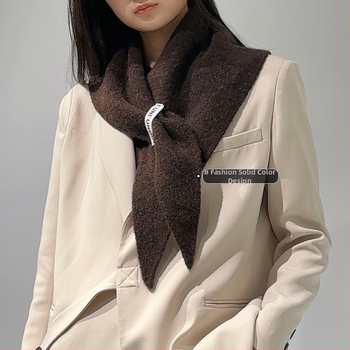 Vilnonė trikampė šalis, šilta, megzta warp knitting technologija, paprastas stilius, pavasariui ir rudeniui