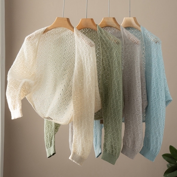 Kašmyrinis šalikas, vieno spalvos dizainas, kašmyro kiekis >96%, audimas warp knitting, išlaiko šilumą, rudens 2025 leidimas