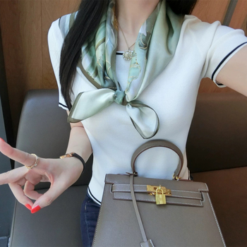 Šalikas iš 100% mulberry šilko, satino audinys, spauda, kvadratinė forma, literatūrinis retro stilius