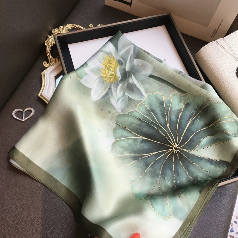 Šalikas iš 100% mulberry šilko, satino audinys, spauda, kvadratinė forma, literatūrinis retro stilius