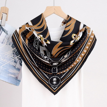 Mulberry Silk Twill Kvadratinė Šalikas su Geometriniu Grandinių Motyvu, 100% Šilkas, Pavasario ir Rudens Sezonai