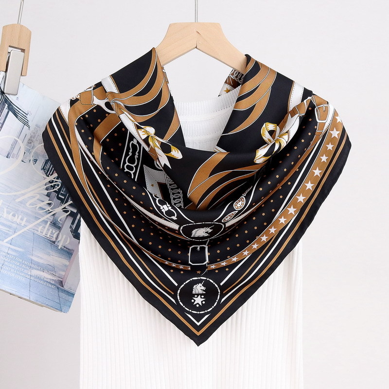 Mulberry Silk Twill Kvadratinė Šalikas su Geometriniu Grandinių Motyvu, 100% Šilkas, Pavasario ir Rudens Sezonai