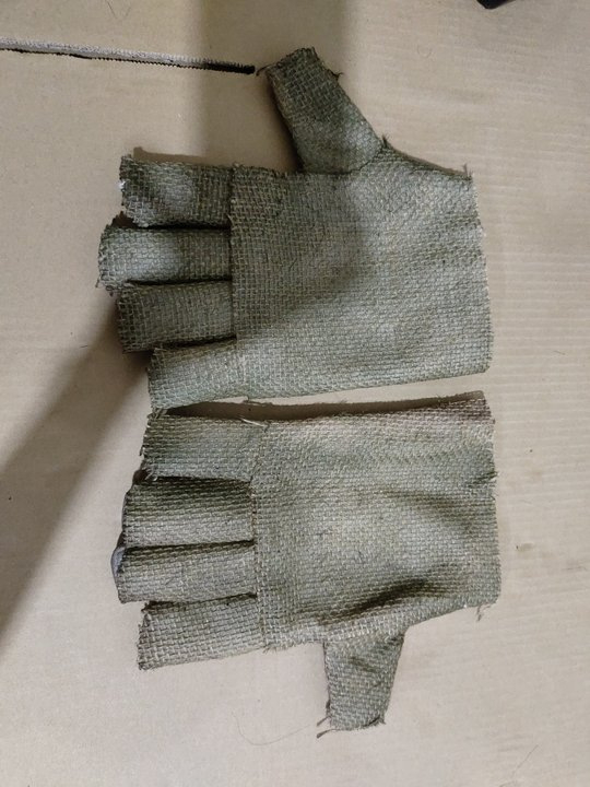 Šalikas iš medvilnės ir lino, satino audinys, tie-dye dažymas, kanapių turinys, šildo