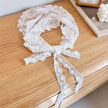 Nėrinių kraštas ir tinklinis audinys su prijušės sluoksniu, siūtas poliesteris, pavasaris 2025