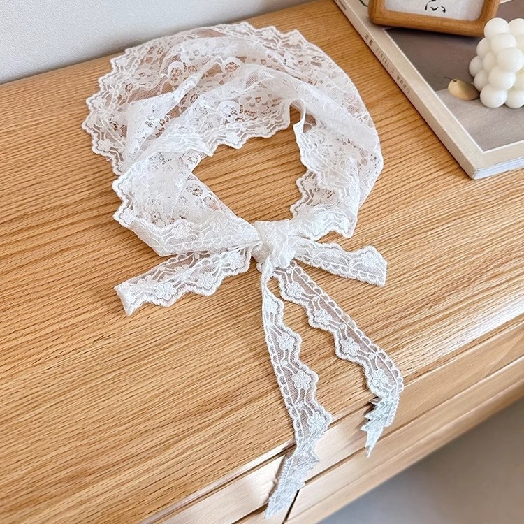 Nėrinių kraštas ir tinklinis audinys su prijušės sluoksniu, siūtas poliesteris, pavasaris 2025