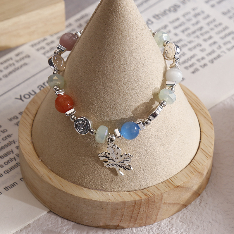 Apyrankė – Rankų darbo iš katės akies akmens moterims, geometrinis dizainas, vasara 2024