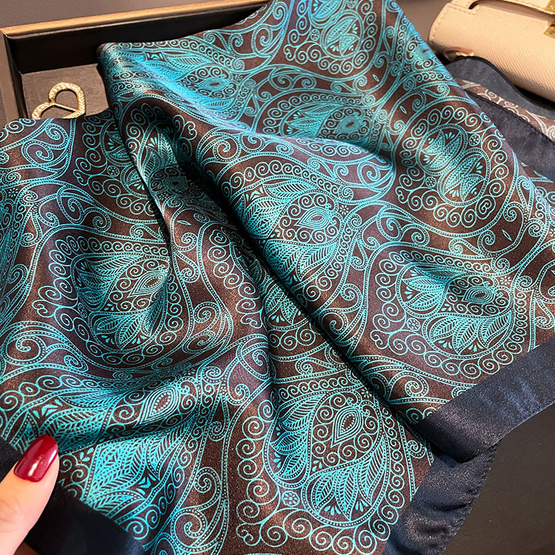 Mulberry Silk τετράγωνος φουλάρι – Plain weave, Tie-Dye, Καλοκαίρι 2024, Χάνγκζου