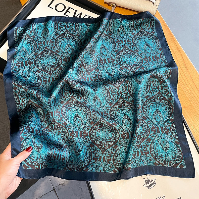 Mulberry Silk τετράγωνος φουλάρι – Plain weave, Tie-Dye, Καλοκαίρι 2024, Χάνγκζου