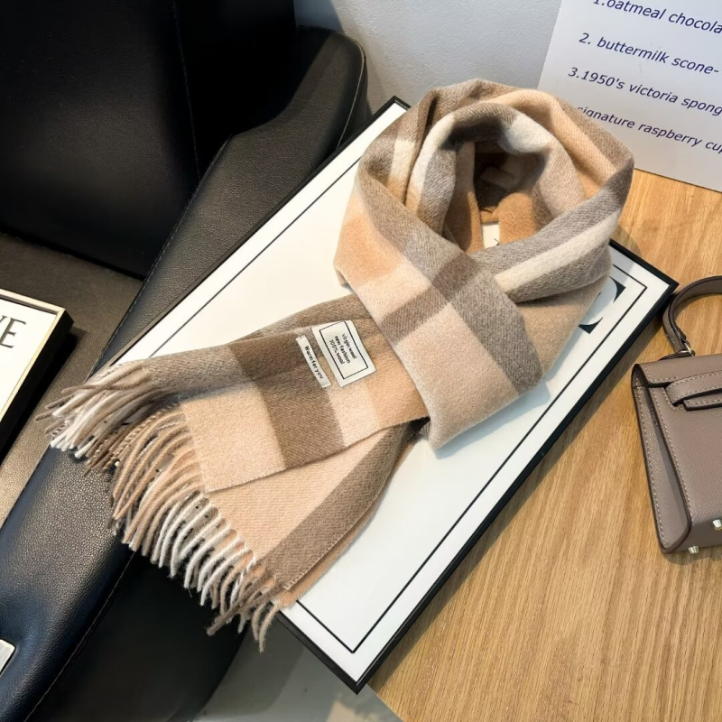 Vilninis šalikas, 100% vilna, paprastas mezgimas, tie-dye, žiema 2024, britų stilius