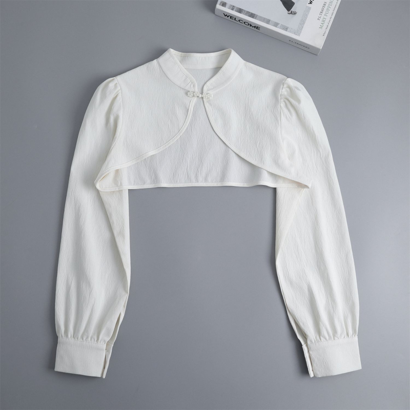 Šifono dekoratyvinis kaklaraištis su plokštelės sagtimi nacionaliniame stiliuje, šalikui