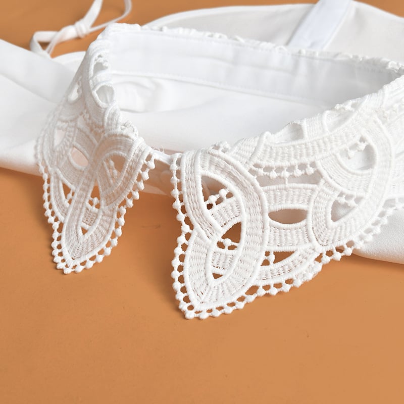 Moteriška šifoninė dirbtinė apykaklė su nėrinių kraštu - audinys: šifonas; rišimo būdas: warp knitting; funkcija: saulės apsauga; sezonas: ruduo; pagrindinis medžiaga: poliesteris