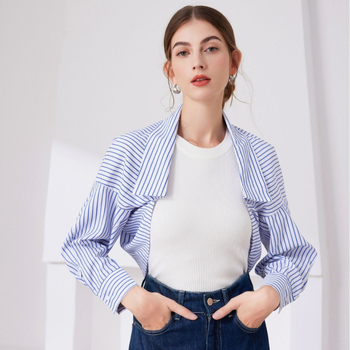 Marškinio stiliaus kardiganas su dryžiniu šaleli (Šifonas; Raštas: Dryžiai; Dekoracija; Apdorojimas ir pritaikymas: Galima)