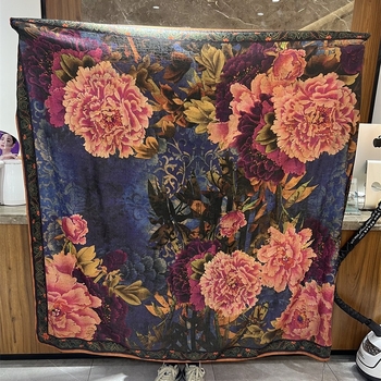 Woochun kvadratinis šalis vintage etninio stiliaus, acetato audinys; polieteris; viskozė; turinys 51–60%.