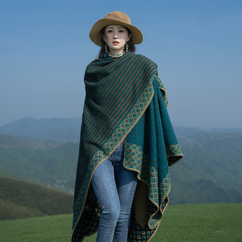 Γυναικεία πλεκτή κάπα-μανδύας σε ρετρό εθνοτικό στυλ, βαμβάκι, όλες οι εποχές