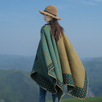 Γυναικεία πλεκτή κάπα-μανδύας σε ρετρό εθνοτικό στυλ, βαμβάκι, όλες οι εποχές