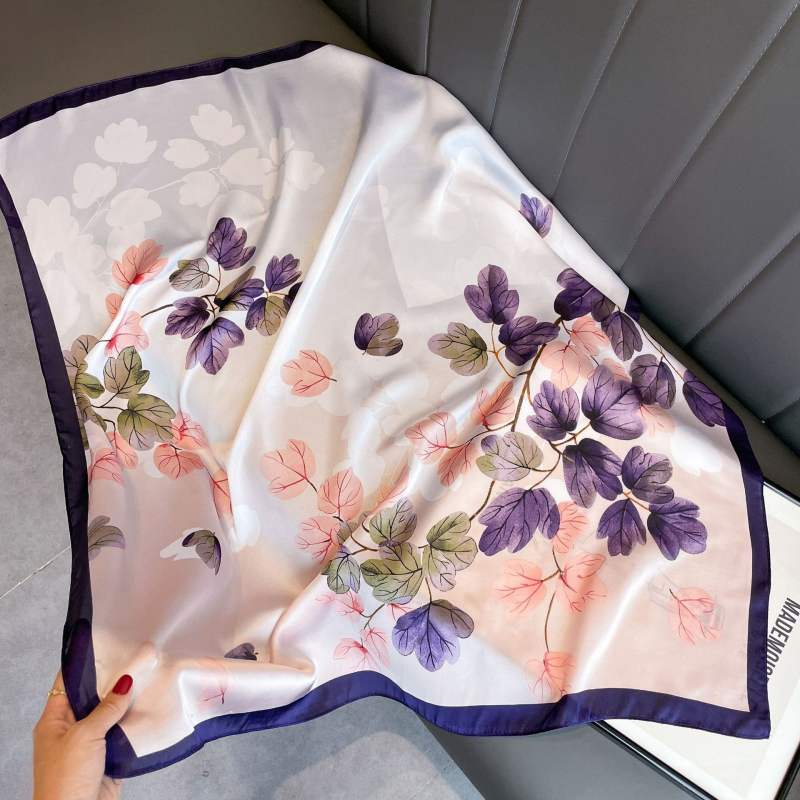 Yoohoo τετράγωνο φουλάρι από βαμβακομετάξι με απλή ύφανση, εκτύπωση, βαφή tie-dye και σατινέν φινίρισμα — καλοκαιρινή μόδα