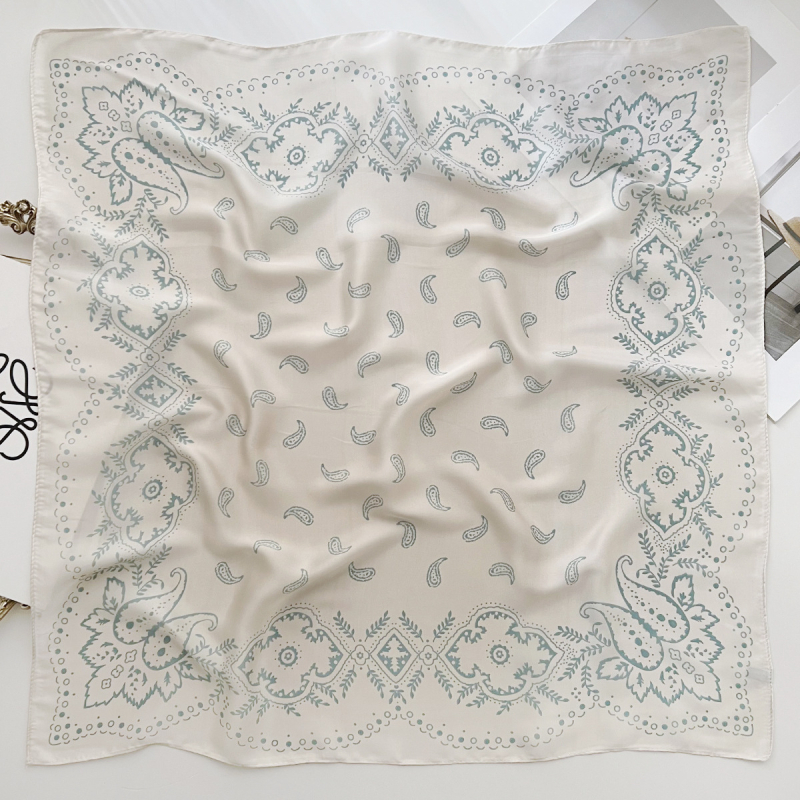 Τετράγωνο φουλάρι με ευέλικτο, μινιμαλιστικό και κομψό σχέδιο, πολυεστερικό ύφασμα για την άνοιξη