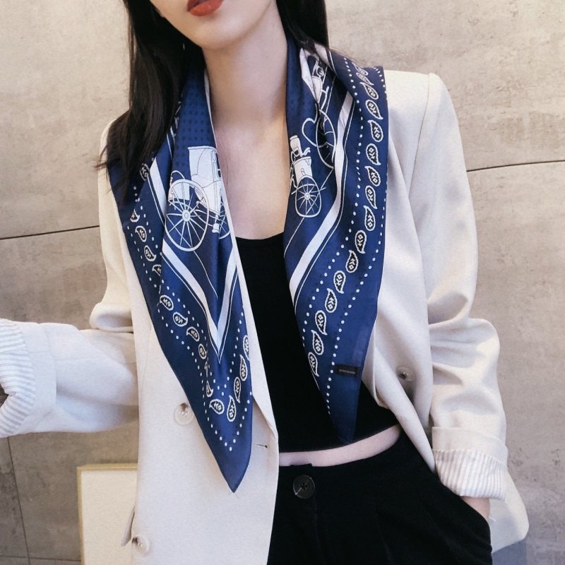 Τετράγωνο μαντήλι σε στυλ Κορέας, με πουά, σατινέ, για το καλοκαίρι