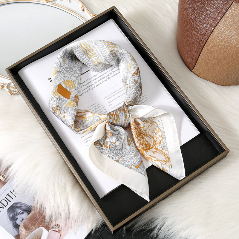 Τετράγωνο φουλάρι από πολυεστέρα με ριγέ μοτίβο, ύφανση Twill, καλοκαιρινό στυλ