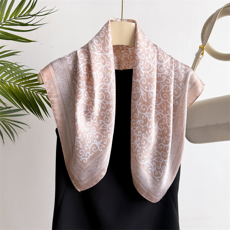 Τετράγωνο φουλάρι από πολυεστέρα με φλοράλ εκτύπωση, ύφανση warp, κομψό για το καλοκαίρι