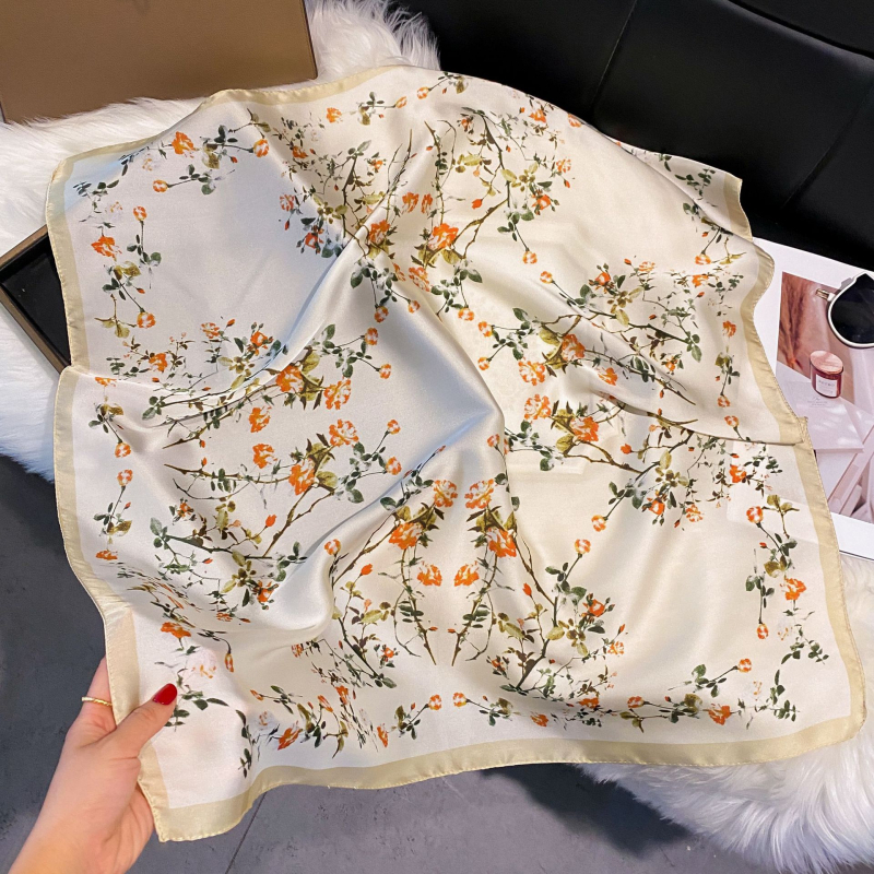 Kvadrātveida šalle no mākslīgā zīda – poliesters, austuv Warp knitting audums, ātri žūst, putekļu aizsardzība, pavasaris–rudens