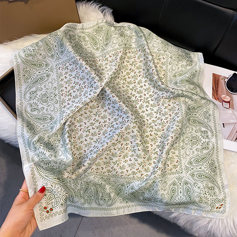 Kvadrātveida šalle no mākslīgā zīda – poliesters, austuv Warp knitting audums, ātri žūst, putekļu aizsardzība, pavasaris–rudens