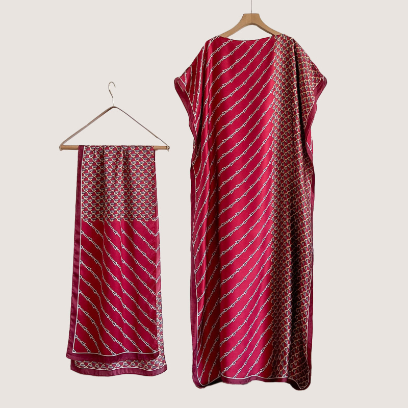 Sieviešu vasaras kleita ar saules aizsardzību no mākslīgā zīda, warp adīta audums, literāri retro stils, vasara 2025