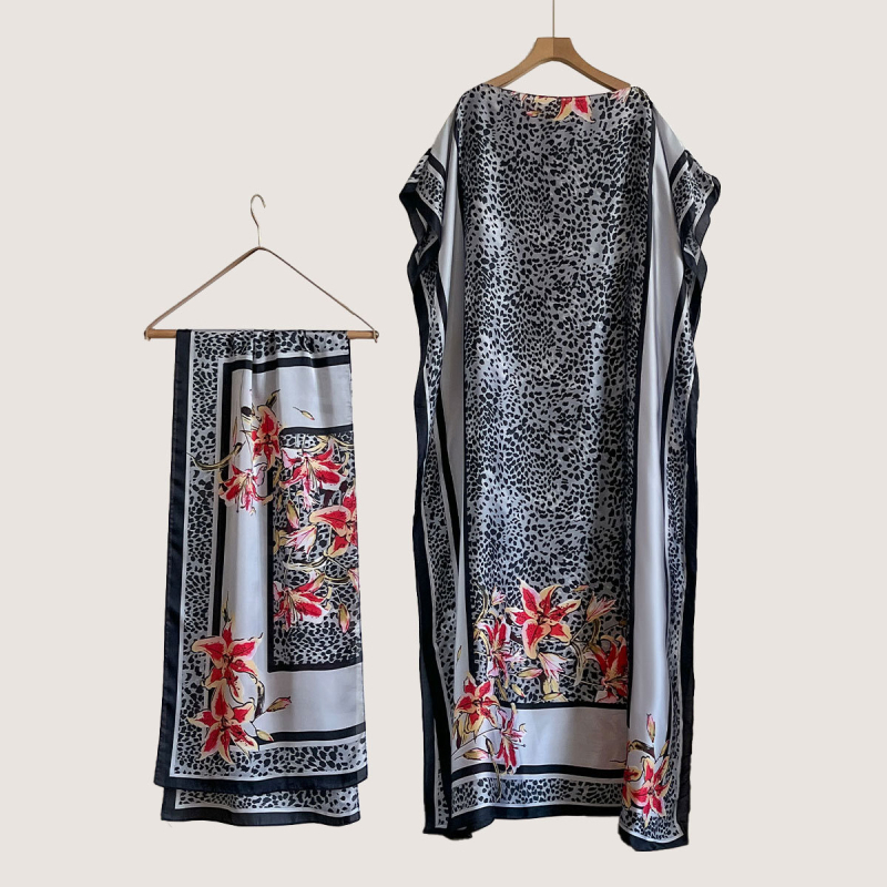 Sieviešu vasaras kleita ar saules aizsardzību no mākslīgā zīda, warp adīta audums, literāri retro stils, vasara 2025