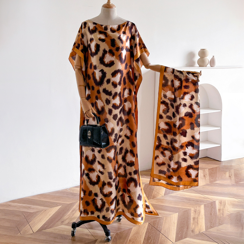 Μακριά φόρεμα πολυεστέρα με εκτύπωση – κομψό και ευέλικτο, ύφανση warp knitting; 100% πολυεστέρας; εκτύπωση υφάσματος; καλοκαίρι.