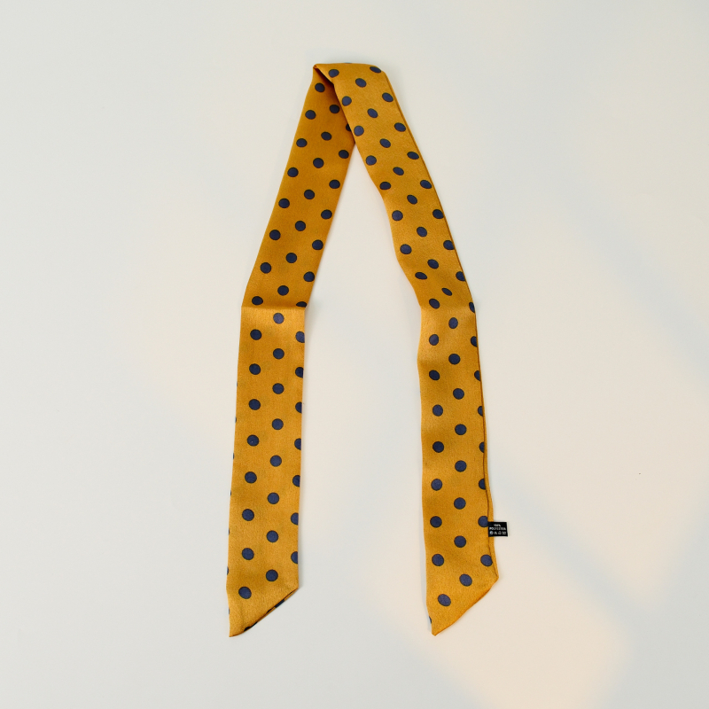 Φουλάρι πολυεστέρα με εκτύπωση πουά, IN στυλ, στενή σιλουέτα εμπνευσμένη από λεπτή γραβάτα, απλή ύφανση, περιεκτικότητα σε πολυεστέρα 81-95%