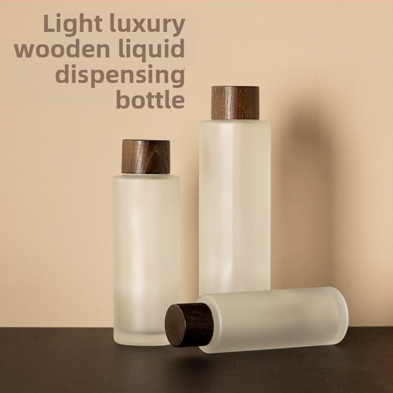 Μπουκάλι αιθέριου ελαίου με ματ γυαλί, καπάκι από ξύλο, ξύλινο κάλυμμα, προσαρμόσιμη ιδιωτική ετικέτα, ανοχή ±0.5 ml