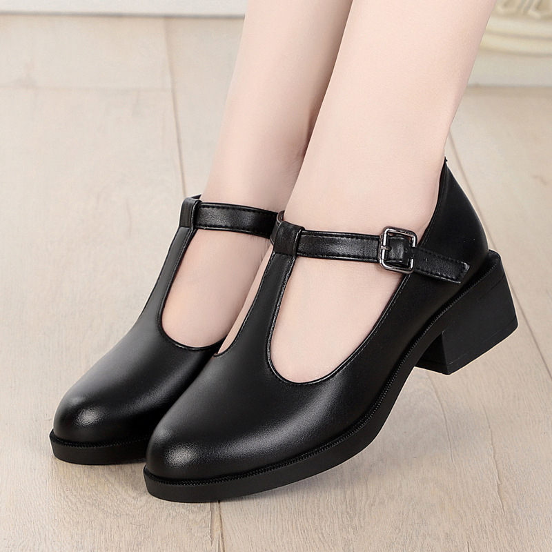 Γυναικείες γόβες με Τ-ζώνη – επάνω μέρος Microfiber, στρογγυλή μύτη, 3-5 cm μεσαίου ύψους τακούνι, καουτσούκ σόλα