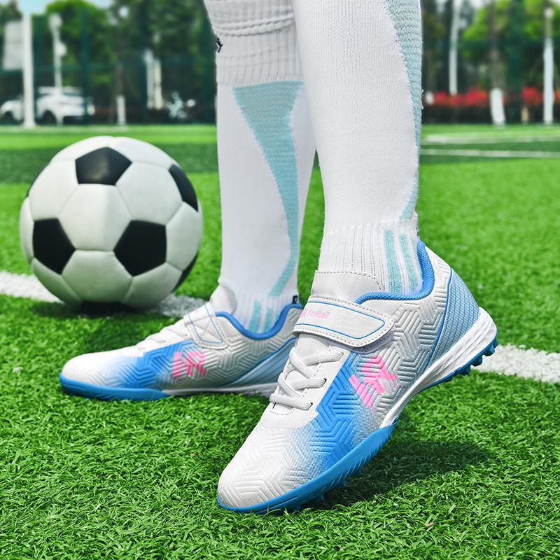 Ποδοσφαιρικά παπούτσια για τεχνητό χλοοτάπητα, αναπνεύσιμο επάνω μέρος από τεχνητό δέρμα, Velcro κλείσιμο, καουτσούκ σόλα