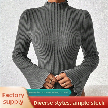 Megztas bodis su ilgu rankovėmis, megztinis stilius, liesas kirpimas, patchwork dizainas, poliesteris