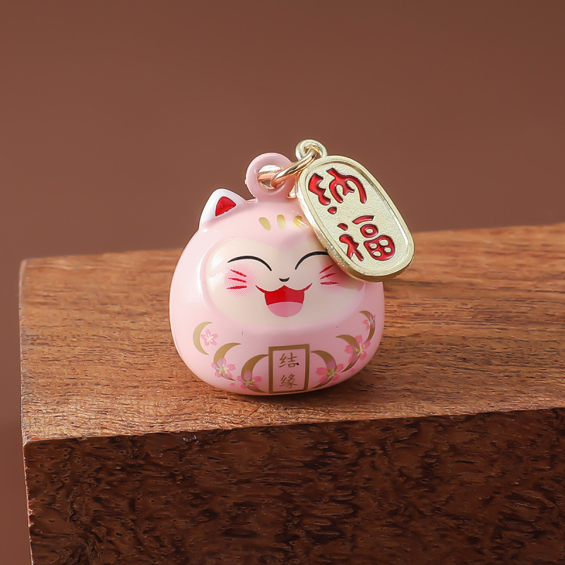 Mugursomas piekariņš ar Maneki-Neko Omamori, ūdens zvaniņš, metāls, tradicionālais stils — lieliska dāvana laulībām, dzimšanas dienām un izlaidumiem