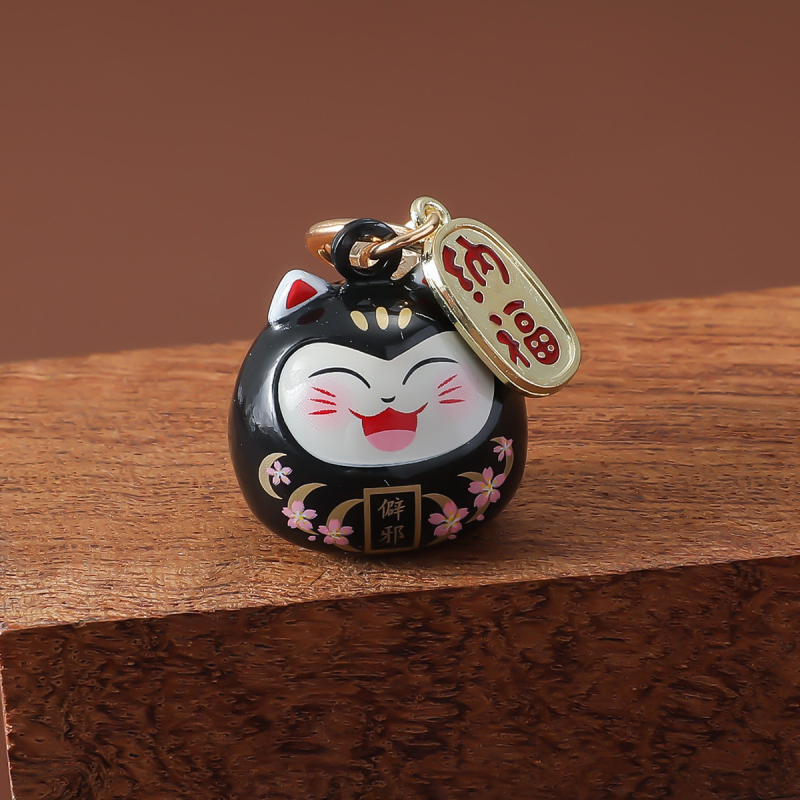 Mugursomas piekariņš ar Maneki-Neko Omamori, ūdens zvaniņš, metāls, tradicionālais stils — lieliska dāvana laulībām, dzimšanas dienām un izlaidumiem