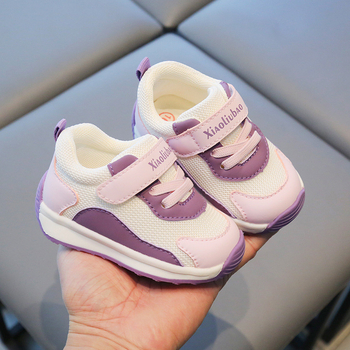 Λειτουργικά παπούτσια για νήπια με διαπνέουσα διπλή πλέξη, Velcro κλείσιμο, vamp από τεχνητό δέρμα, σχέδιο με γράμματα, σόλα κανονικού πάχους, για 12–36 και 24–48 μήνες