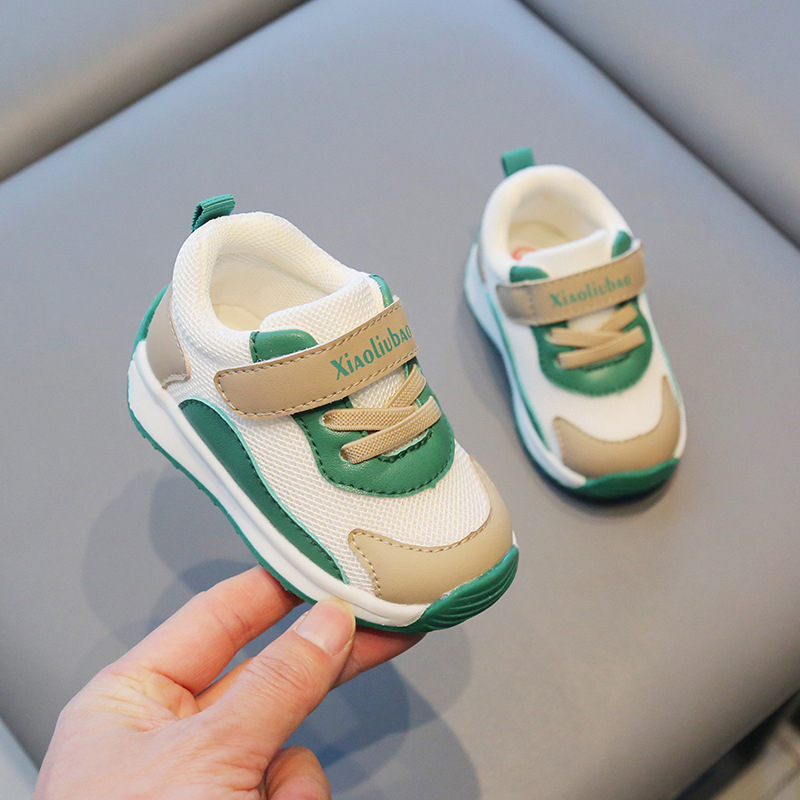 Funkcionālas bērnu kurpes ar elpojošu divkāršu sietu, Velcro aizdares, mākslīgās ādas vamp, burtiem raksts, parastā biezuma zole, vecuma 12–36 mēneši un 24–48 mēneši