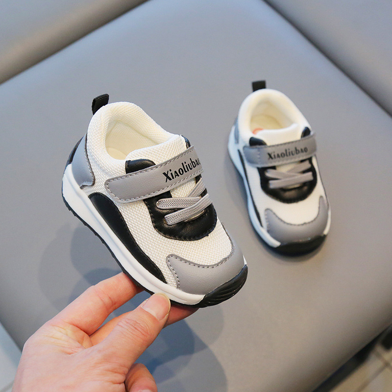 Funkcionālas bērnu kurpes ar elpojošu divkāršu sietu, Velcro aizdares, mākslīgās ādas vamp, burtiem raksts, parastā biezuma zole, vecuma 12–36 mēneši un 24–48 mēneši