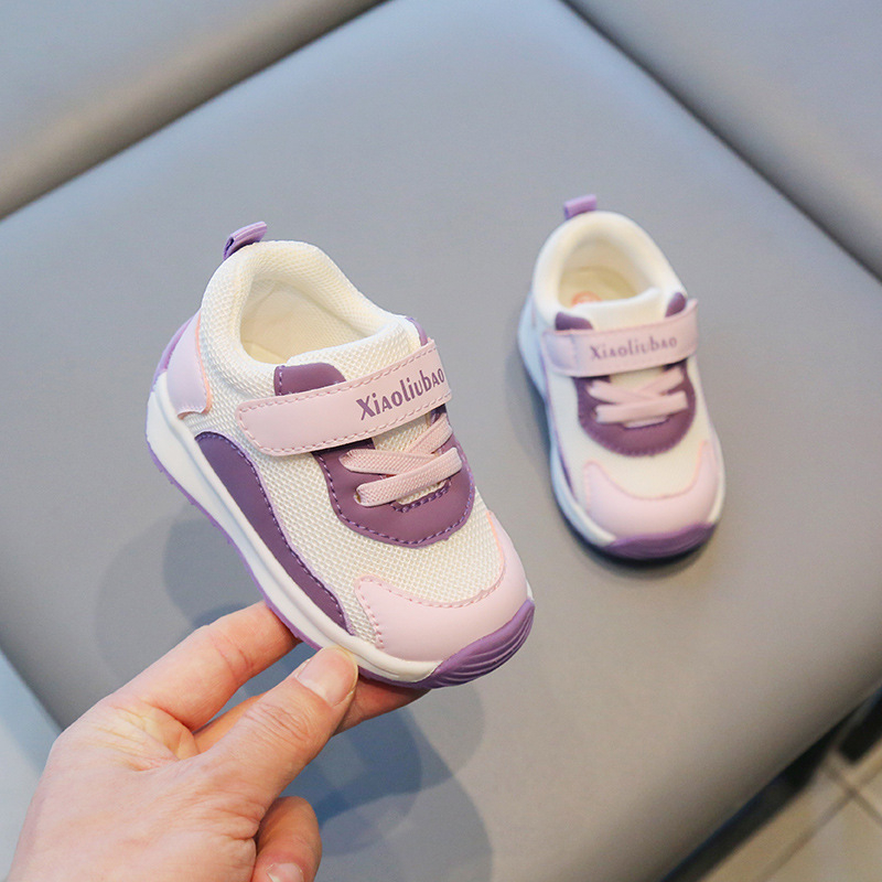 Funkcionālas bērnu kurpes ar elpojošu divkāršu sietu, Velcro aizdares, mākslīgās ādas vamp, burtiem raksts, parastā biezuma zole, vecuma 12–36 mēneši un 24–48 mēneši