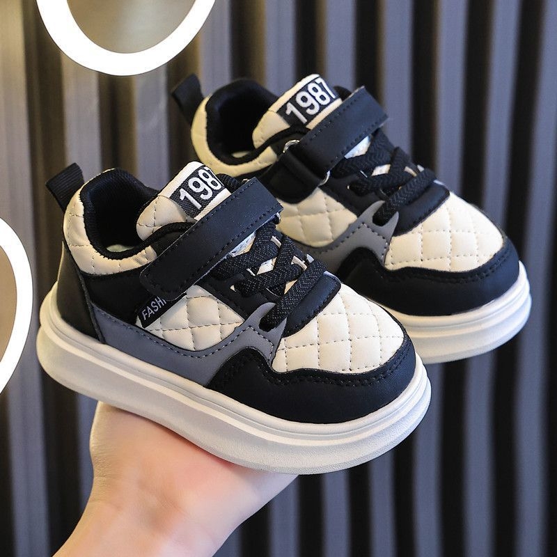 Παιδικά αθλητικά παπούτσια με Velcro, επάνω μέρος από συνθετικό δέρμα, χαμηλό ύψος, καουτσούκ σόλα, αντιολίσθηση