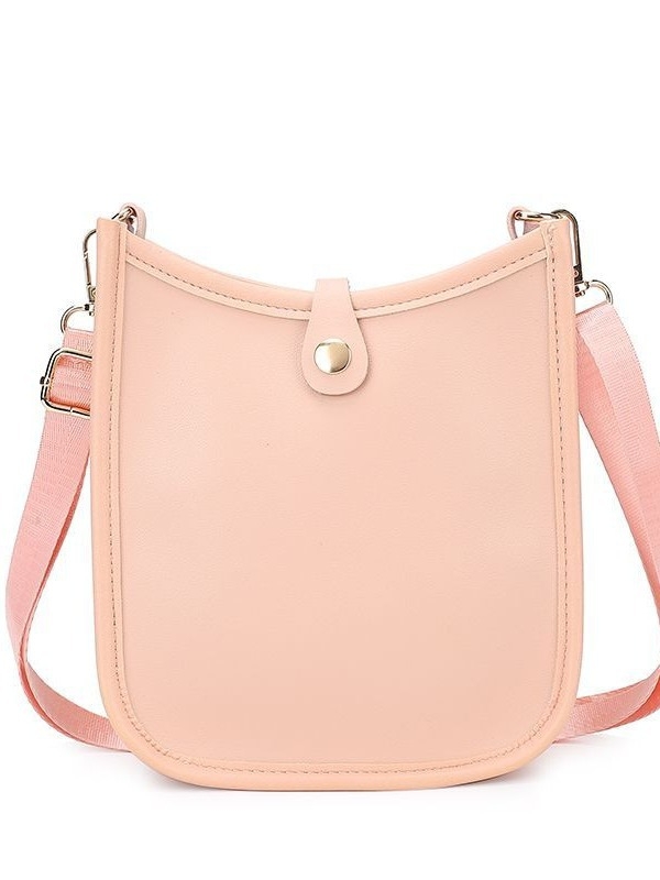 PU plecu soma – pilsētas vienkāršība, kvadrāta forma, trīsdimensiju konstrukcija