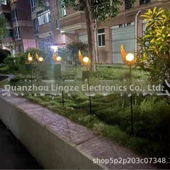 Соларна градинска лампа с кована луна – ажурен мотив, LED 0.5W, IP65, 6–12 ч, модел LZBK-TY-23001