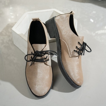 Sieviešu kurpes britu stilā ar šņorēm, sintētiska āda PU augšdaļa, gumijas zole, zems profils (0–3 cm), modes formālais stils