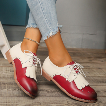 Ikdienas sieviešu kurpes ar assu purnu, zemākais blokveida papēdis, priekšējā šņorēšana un reses detaļas, virsūde no mākslīgā PU, gumijas zole, iekšpuse no ultra-fiber.