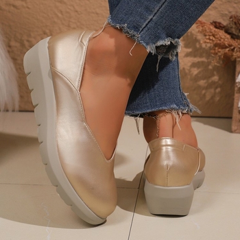 Γυναικεία casual υποδήματα από PU, χωρίς κορδόνια, με στρογγυλή μύτη, τακούνι σφήνας 3–5 εκ, μικρό άνοιγμα